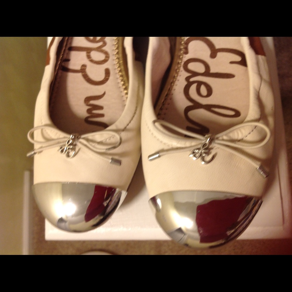 SAM EDELMAN FLATS SILVER TOE